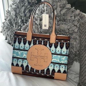 TORY BURCH MEDIUM TOTE🔥🔥🔥 SOLD OUT!!!!!